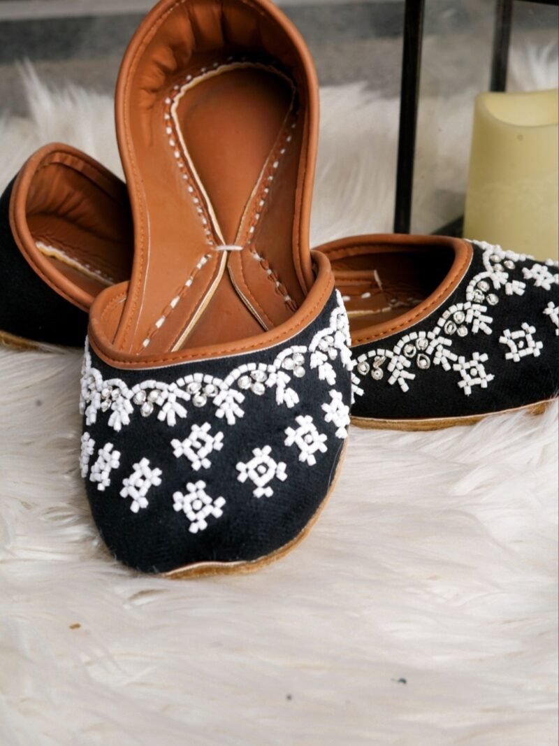 SHOES - KHUSSA